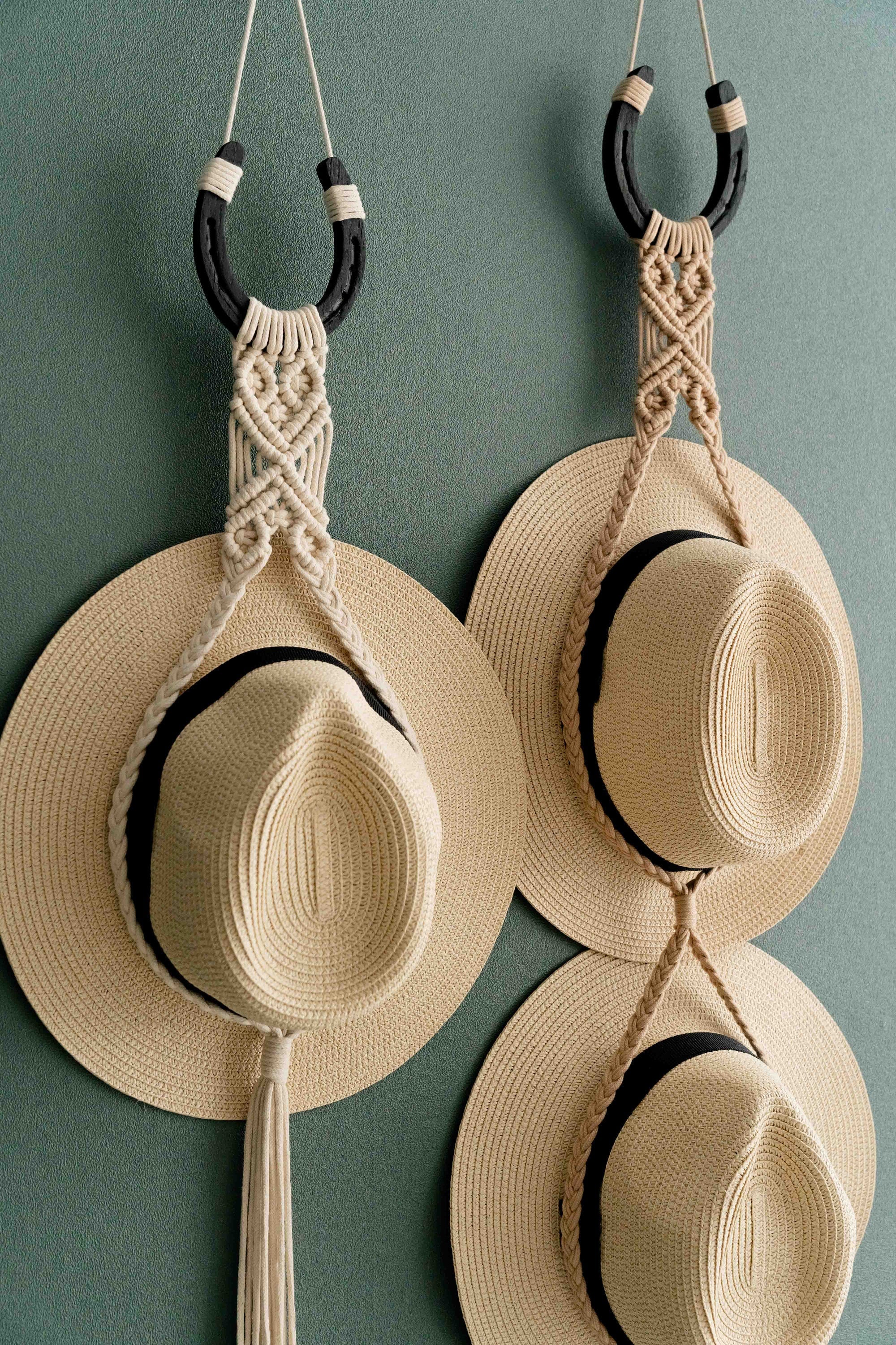 Macrame Hat Display, Boho Hat Holder, Hat Organizer Hanger, Macrame Hat Display, Horseshoes Macrame, Boho Hat Decor, Farmhouse Hat Decor I42